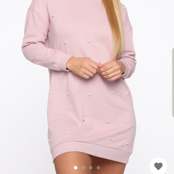 Fashion Nova Dresses & Skirts - Fashion nova tunic pearl dress M/L